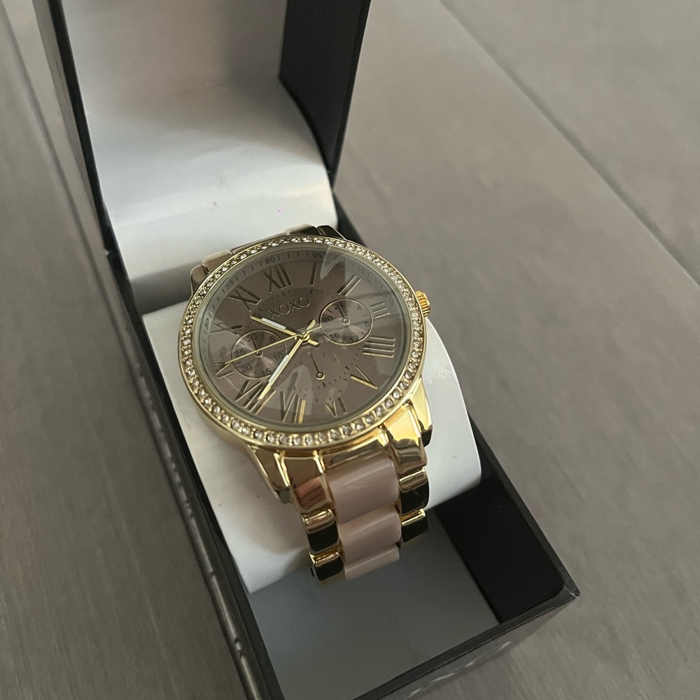 XOXO gold watch